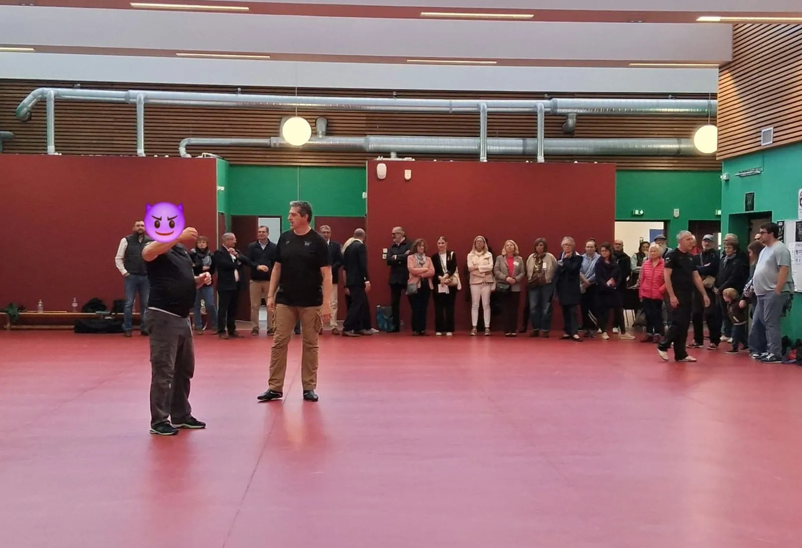 Philippe et Julien lors de la visite des nouveaux habitants et des élus de Chambray-lès-Tours à un entraînement SDPS37.
